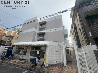 ルベラージュ甲子園の外観