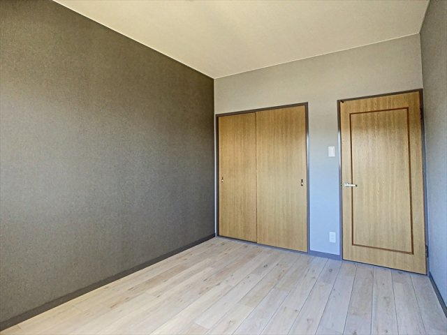 リエゾン原の洋室