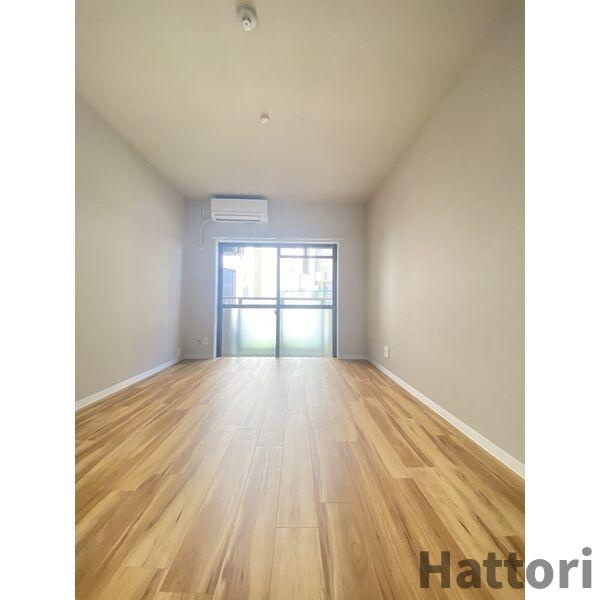 COCORO吹田の居間・リビング