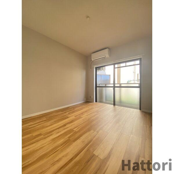 COCORO吹田の居間・リビング