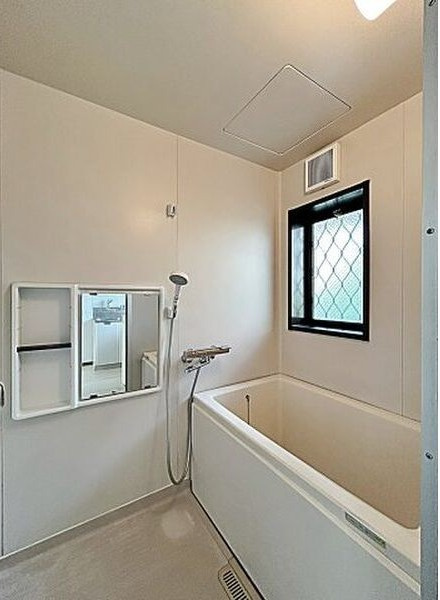 シティハイム信和の浴室