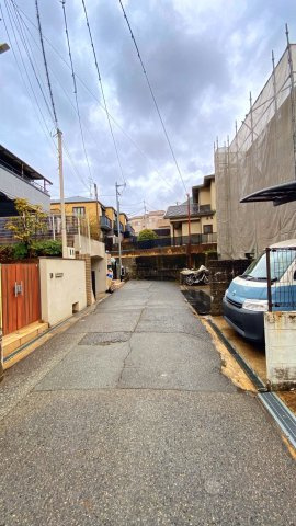 松園町の前面道路含む現地写真