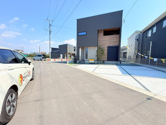 アーキデイズ 筑後市長浜の前面道路含む現地写真