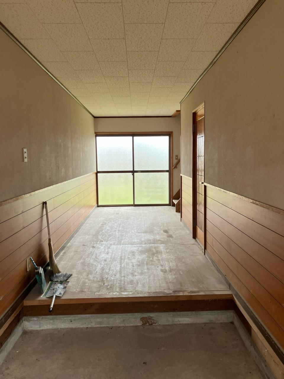 鳥取市鹿野町中古戸建の玄関