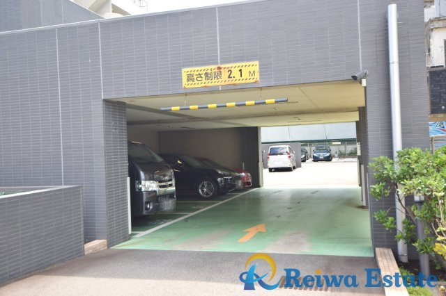 ルネス湘南茅ヶ崎の駐車場