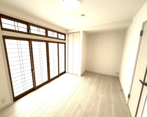 寒河江市下河原　売り住宅の洋室