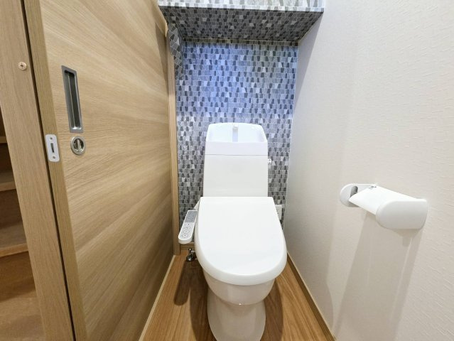 八戸市多賀台3丁目　A棟　新築建売のトイレ