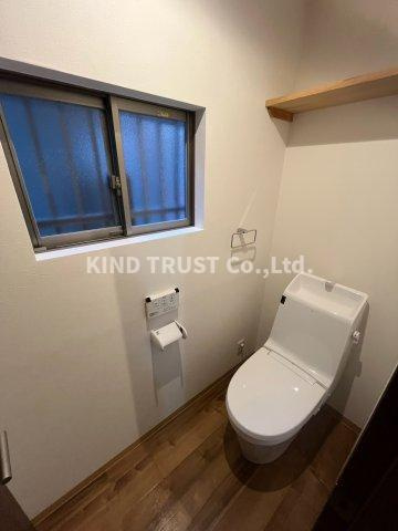 Re.Terrace本庄東02のトイレ|清潔感のあるトイレです