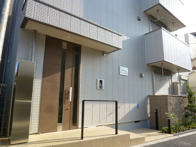 VIVRE T&Tのエントランス|★オートロック付きエントランス★