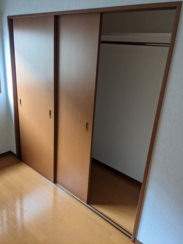 【収納】 | エルフィーノ宮前 | 別号室の写真になります。現況優先。