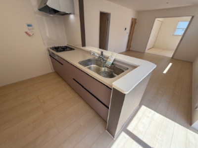 【キッチン】 | 紫波町高水寺 | システムキッチンでお掃除が楽々♪
