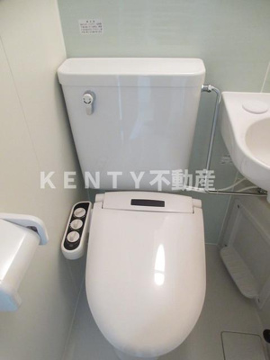 【トイレ】 | ハイシティ北千束 | 落ち着いた色調のトイレです