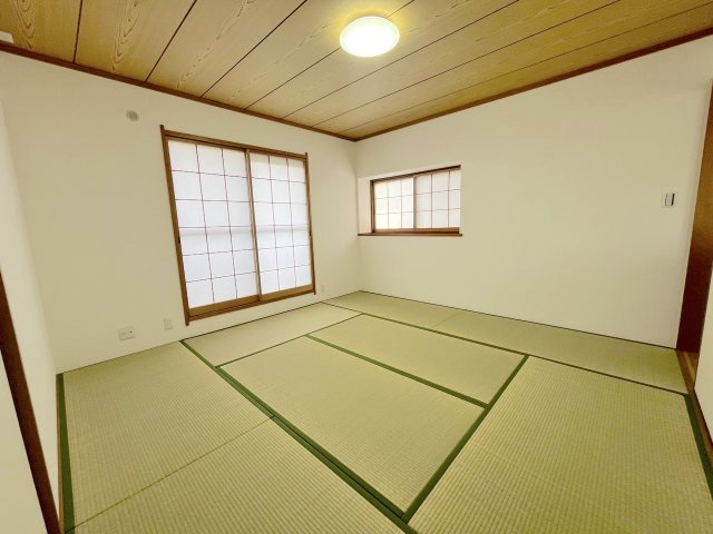 美しが丘南４丁目6-13戸建の和室