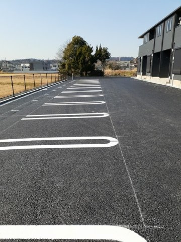 グレイスの駐車場