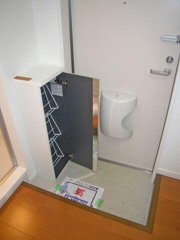 パレドール一之江の玄関