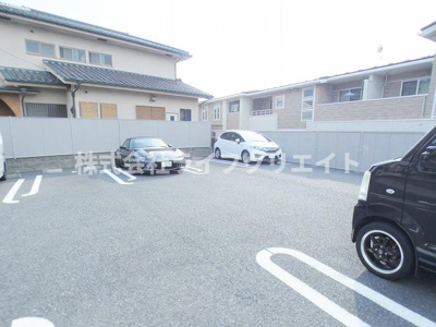 【駐車場】 | ブライトガーデン