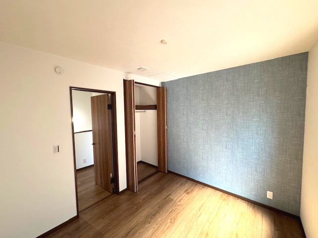 【洋室】 | ライフフィールド大野台1丁目Ⅲ　1号地 | 書斎や子供部屋、趣味のスペースなど多目的にお使いいただける5.2帖のお部屋！在宅ワークにもピッタリの空間です。