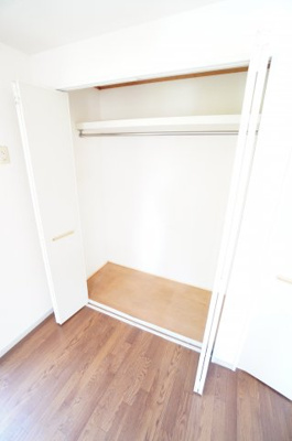 【収納】 | グランメール葛城 | ※同物件・同タイプの写真です。