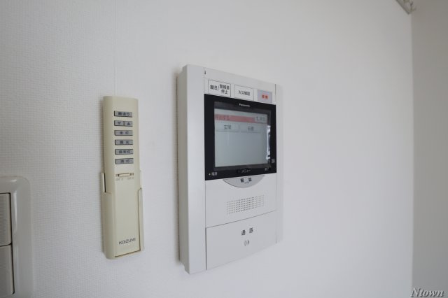 【セキュリティ】 | ルペルティア | モニター付きインターホンです