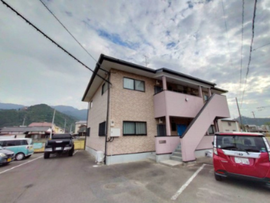 西条市大町37番1　収益物件の外観
