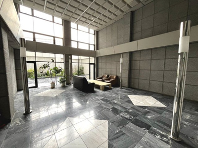 【エントランス】 | 光明池アーバンライフ | 空家につきいつでも内覧可能ですので、お気軽にお問い合わせ下さいませ！