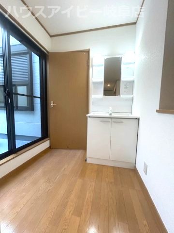 【独立洗面台】の画像