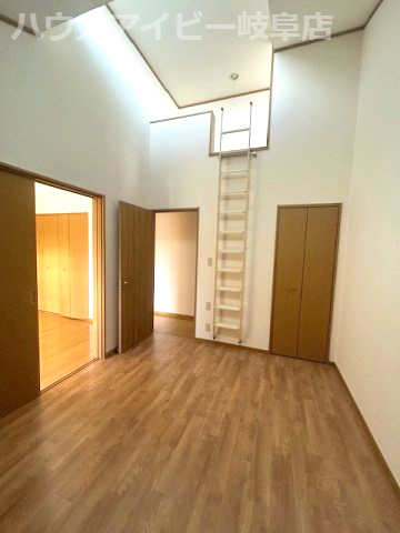 【洋室】の画像