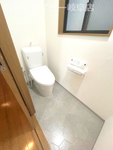 【トイレ】の画像