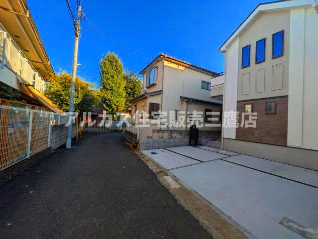 小金井市貫井南町１丁目 中央線 武蔵小金井駅 新築戸建の前面道路含む現地写真