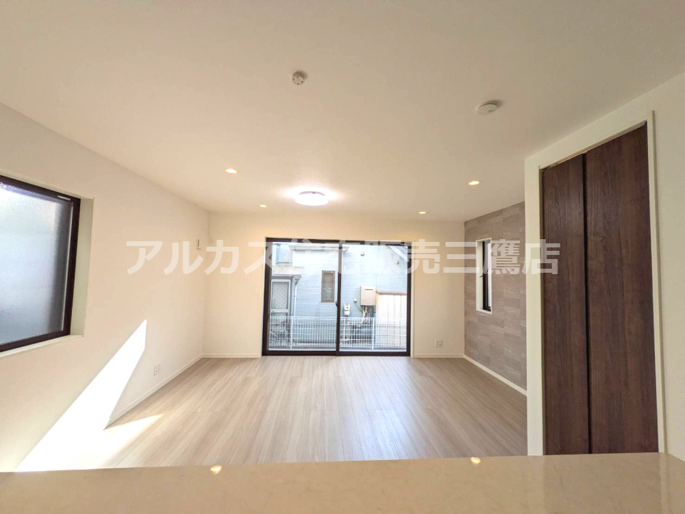 小金井市貫井南町１丁目 中央線 武蔵小金井駅 新築戸建の居間・リビング