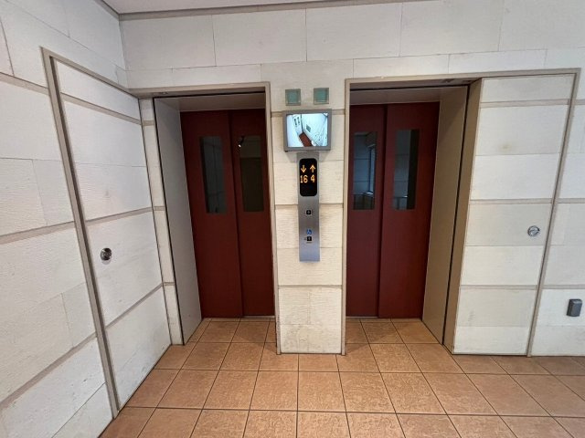 リーザス大阪のエントランス