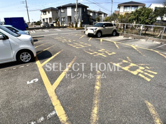 【駐車場】 | 駐車場に車を止められます