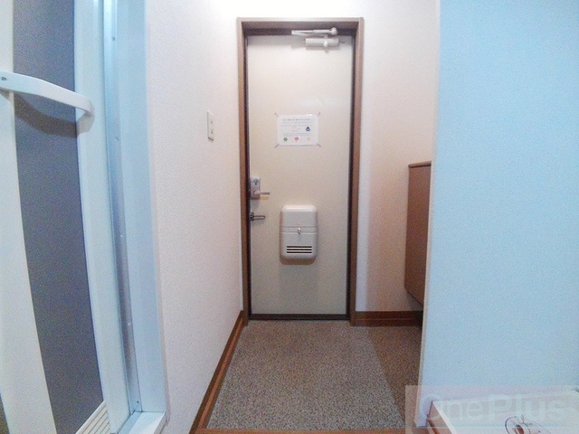 ヴィラ篠原の玄関