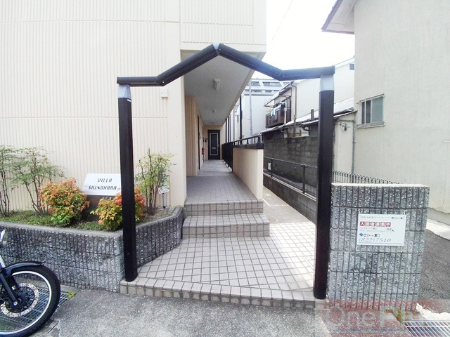 ヴィラ篠原のエントランス