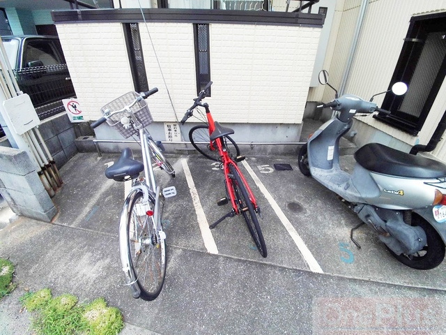 ヴィラ篠原のその他共用部分|駐輪場