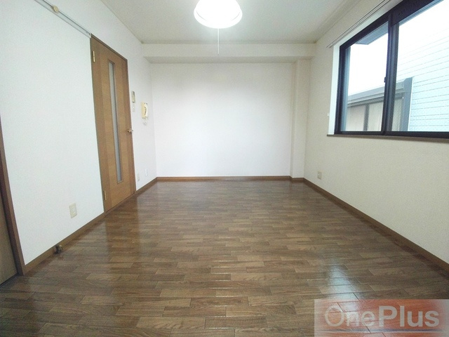 ヴィラ篠原の洋室