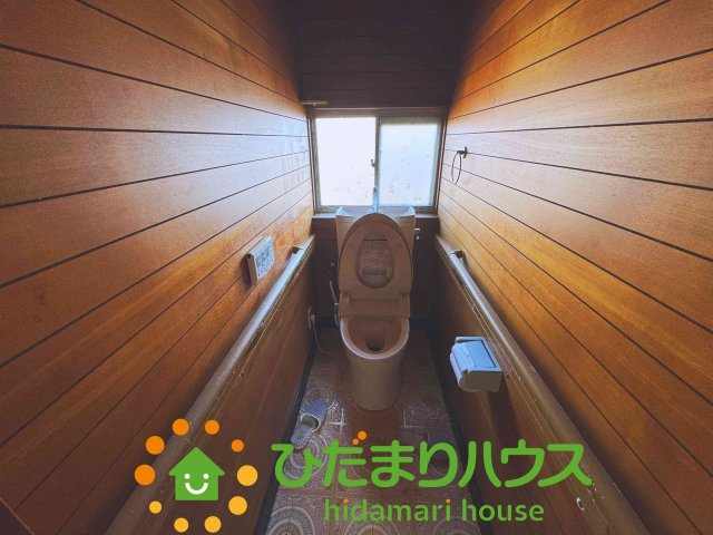 久喜市島川　中古一戸建てのトイレ