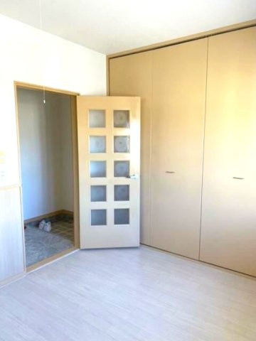 レジデンスFUTABAの洋室