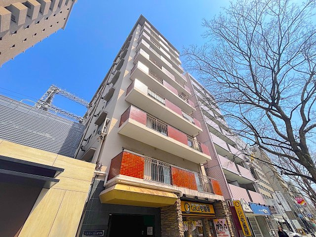 フラワーコーポ平尾の外観