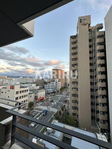 ユンヌ・ホワイエの展望