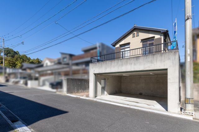 鈴鹿市高岡台5丁目の外観