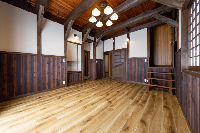 鈴鹿市高岡台5丁目の居間・リビング
