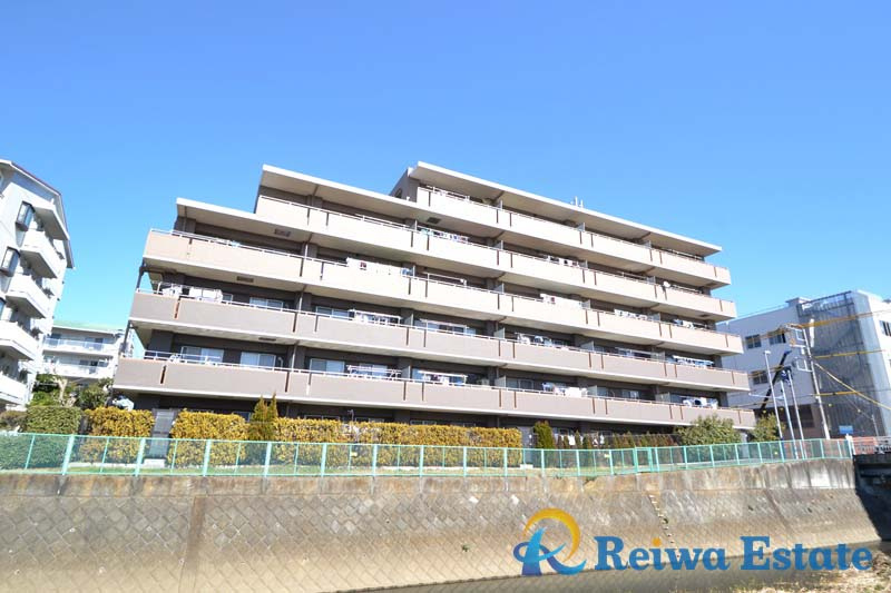 日神パレステージ湘南茅ヶ崎の外観