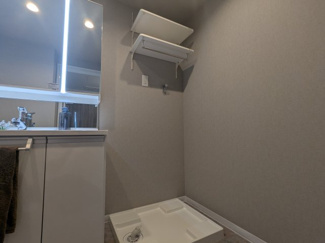 【洗面所】 | ライオンズマンション北鈴蘭台第2 | 洗濯パンも入替済です。