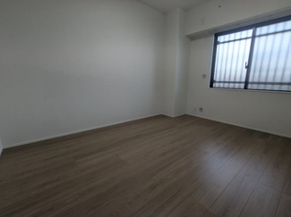 【洋室】 | ライオンズマンション北鈴蘭台第2 | 洋室約5.5帖