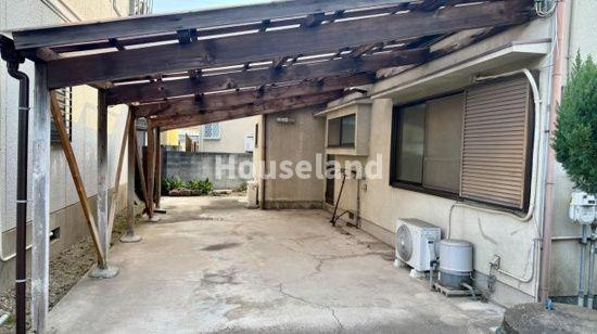 和歌山市島橋戸建の駐車場