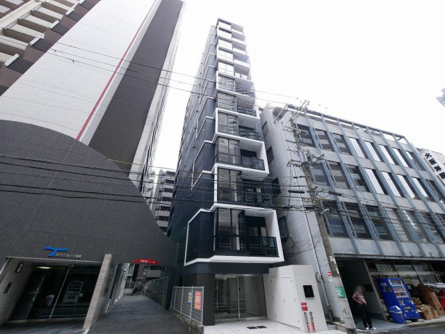 BRAVE北浜の外観