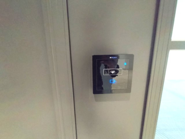 ｅｍＣＡＭＰＵＳ ＷＥＳＴ2階貸店舗のセキュリティ