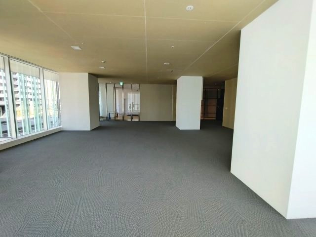 ｅｍＣＡＭＰＵＳ ＷＥＳＴ2階貸店舗の内装