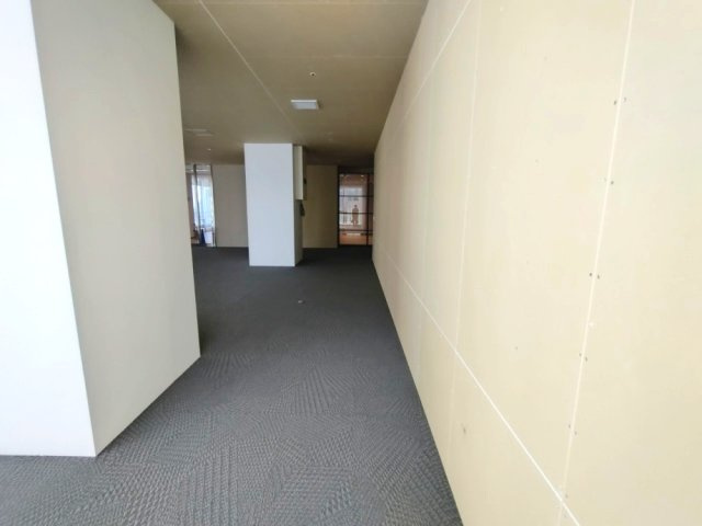 ｅｍＣＡＭＰＵＳ ＷＥＳＴ2階貸店舗の内装